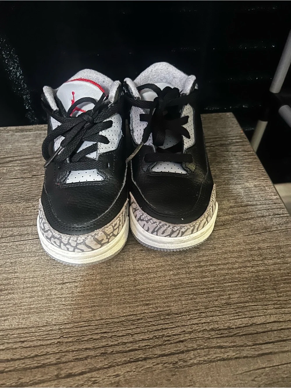 Jordan Kids Black, Gray, and Red Low-Top Sneakers Black Cement 3 Retros size 9c